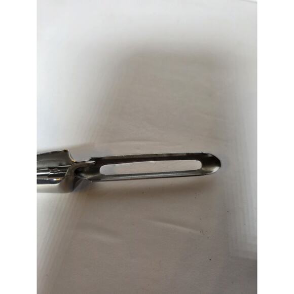 VTG Pampered Chef Vegetable Potato Peeler Stainless Floating Blade #1050 Sweden - Picture 4 of 4